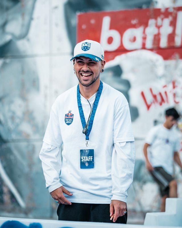 Edgar como staff en Red Bull Rey del Barrio
